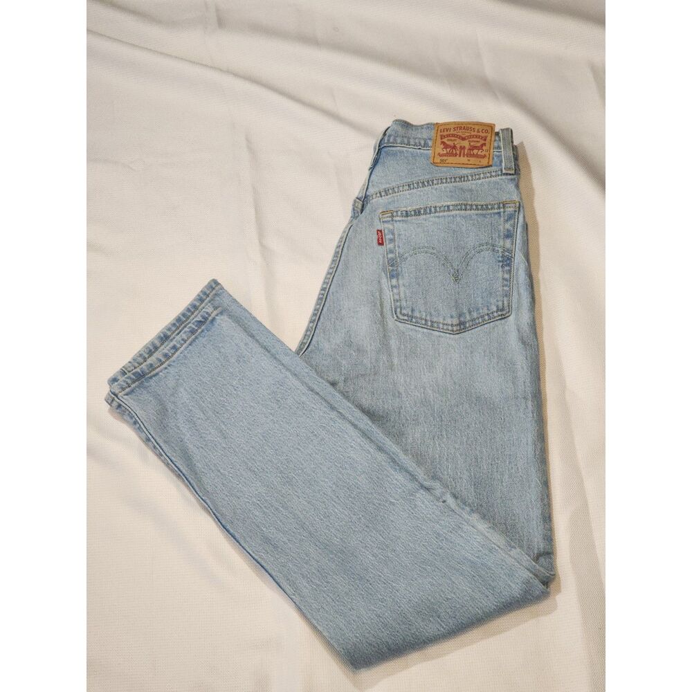 Levi’s 501 Original Fit Jeans Women’s W25 L30 Light Wash Straight Leg Button Fly